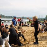 przeciąganie liny przez uczniów.jpg