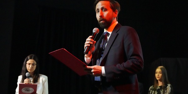 attache Francji.jpg