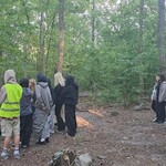 uczniowie na zajęciach survivalowych.jpg